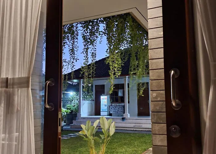 Kalih Bali ホームステイ クタ
